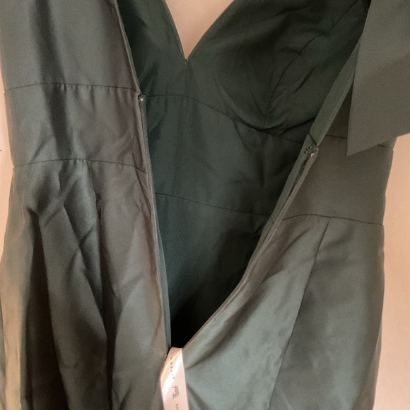 ALFRED SUNG V Neck/Back Trumpet Satin Shoulder Bow Evergreen Maxi Dress NWT 8 - Picture 7 of 10